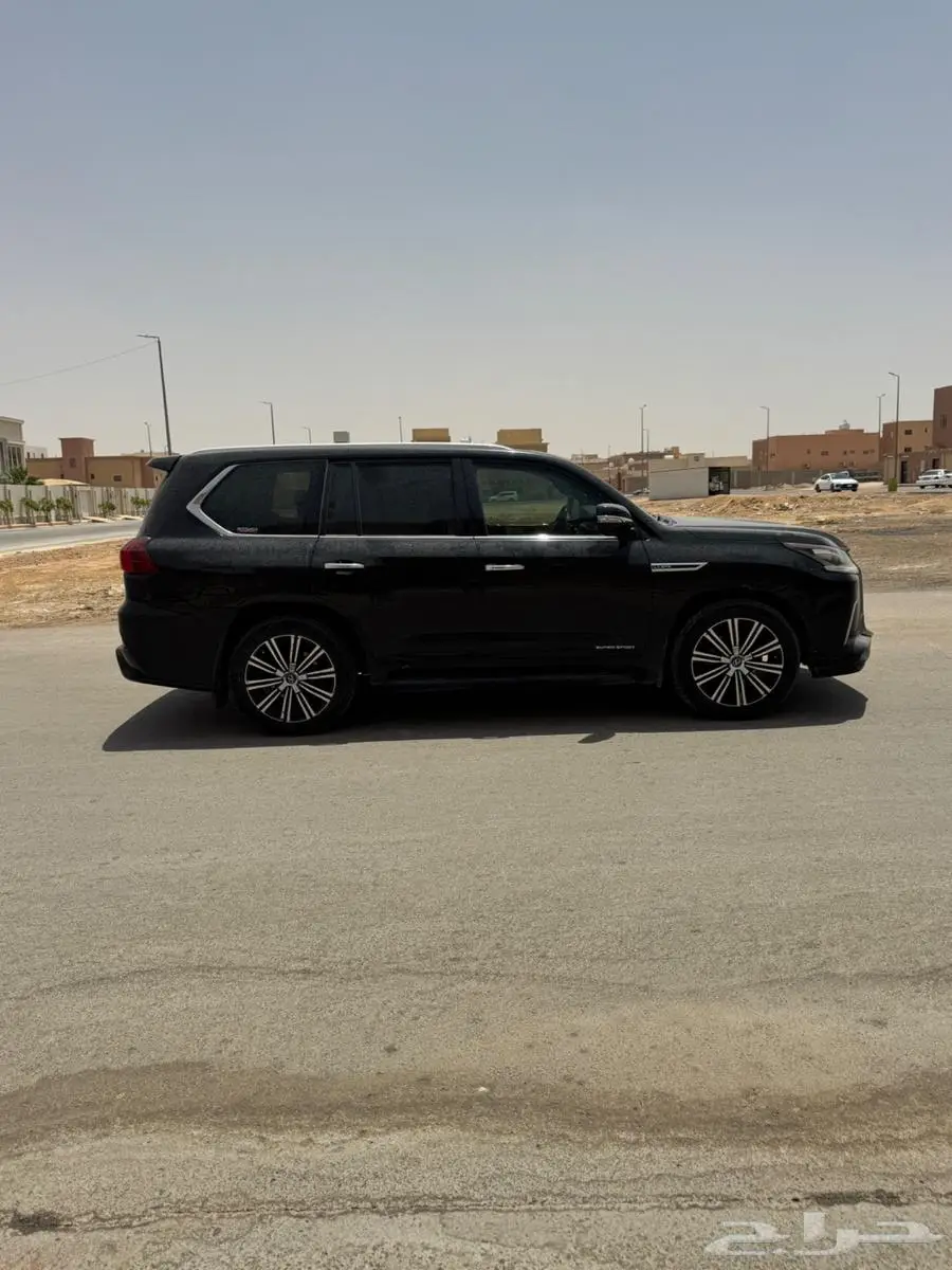 جيب Lexus 2016 فل كامل 8