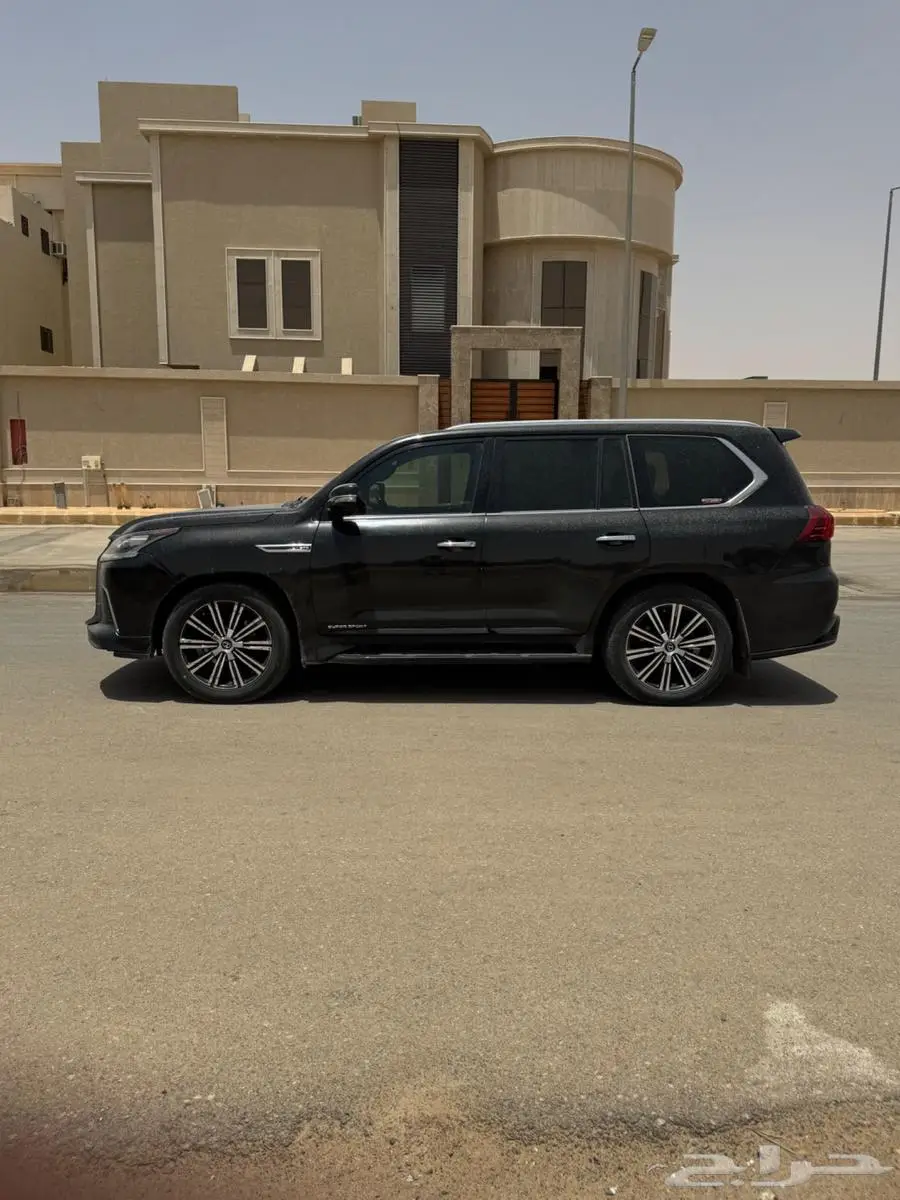 جيب Lexus 2016 فل كامل 0