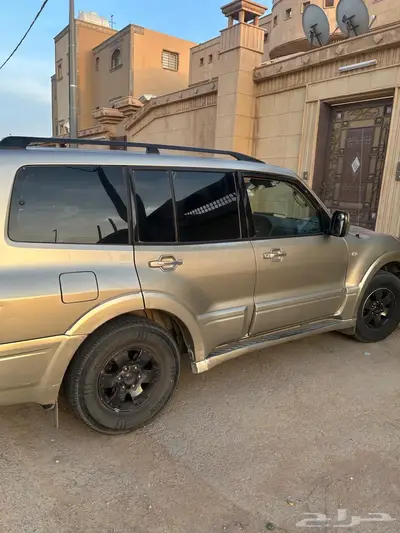 باجيرو 2005 3