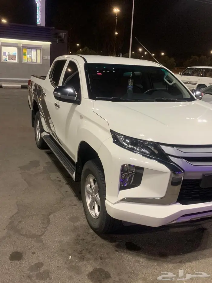 مستوبيشي  L200 1