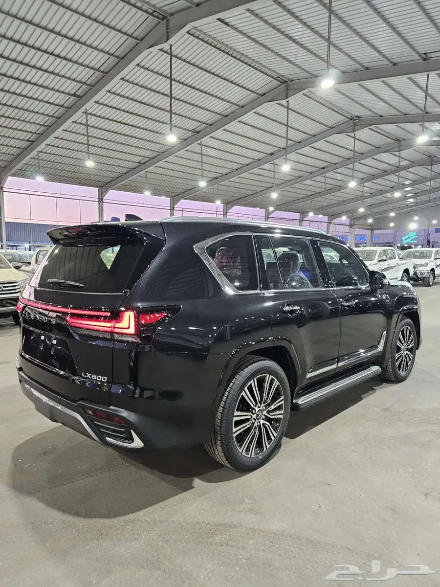 لكزس LX600 BB بنزين 2025 بأقل الأسعار 5
