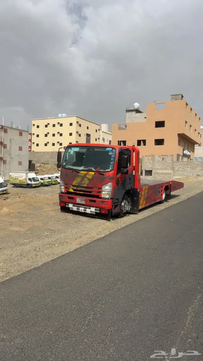 سطحة ابها خميس مشيط لنقل السيارات 0