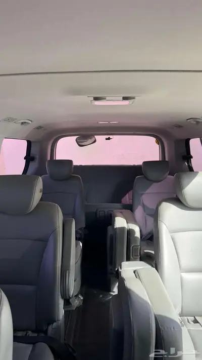 باص هونداي H1 ركاب 14