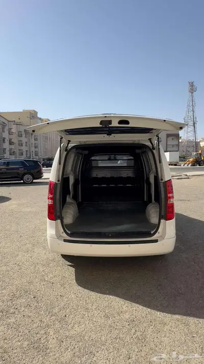 باص هونداي H1 ركاب 17