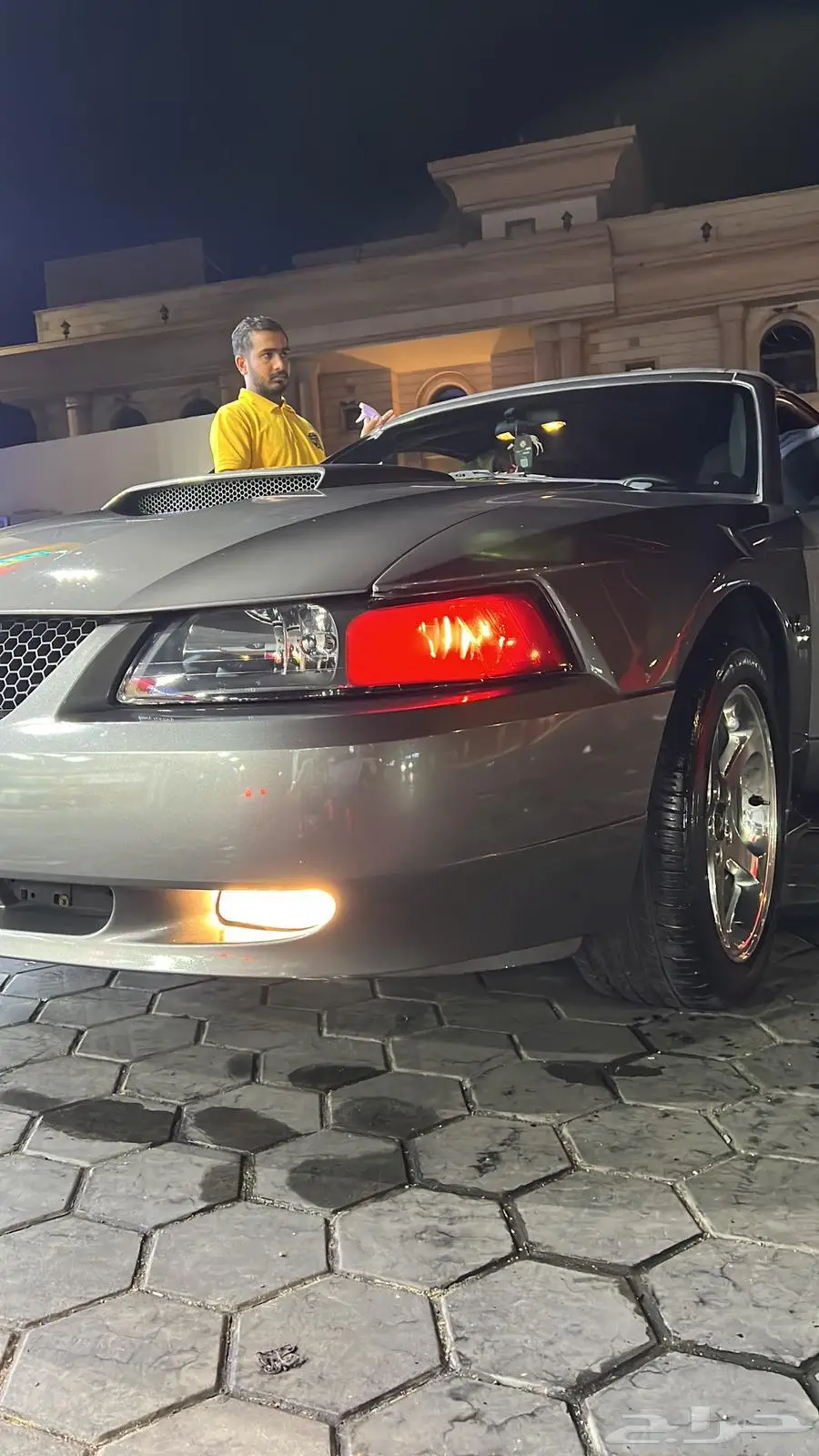 موستنق 2003 10