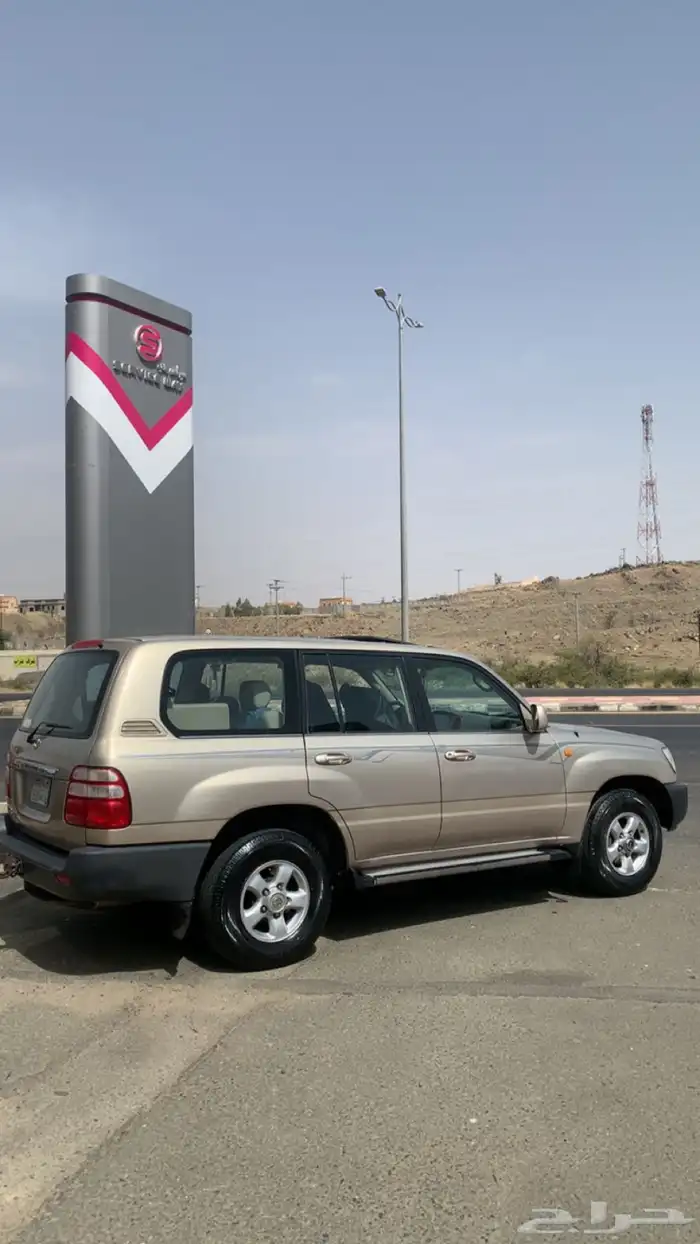لاندكروزر صالون 2004 0