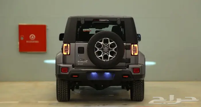 بايك BJ 40-C اكسكلوسيف 2025. 2