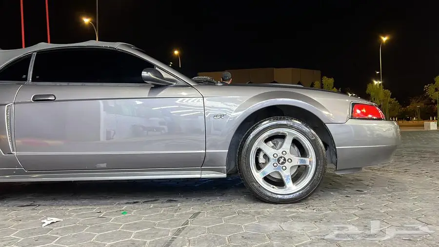 موستنق 2003 4