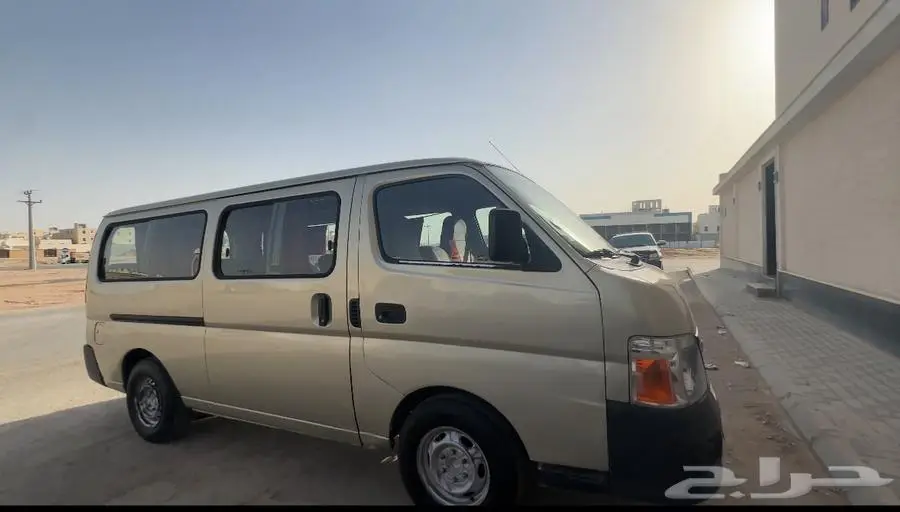 نيسان أورفان 2008 0