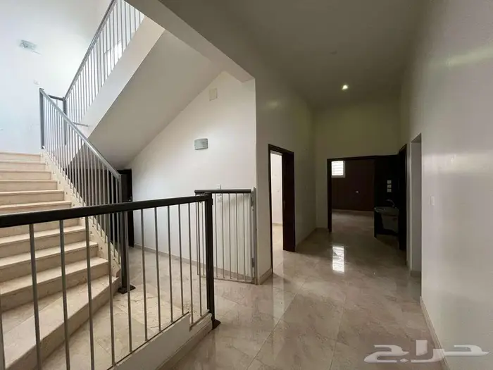 فيلا للبيع 11