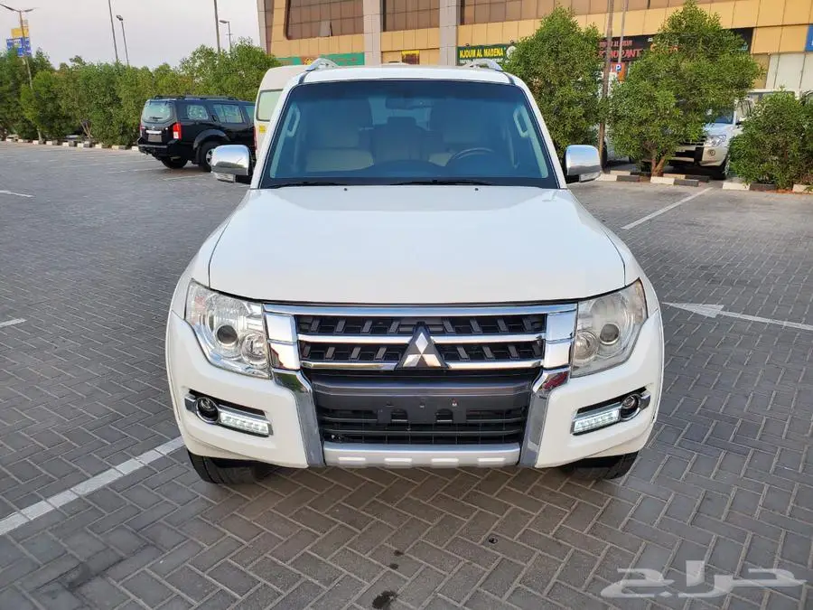 Mitsubishi Pajero 2018 0