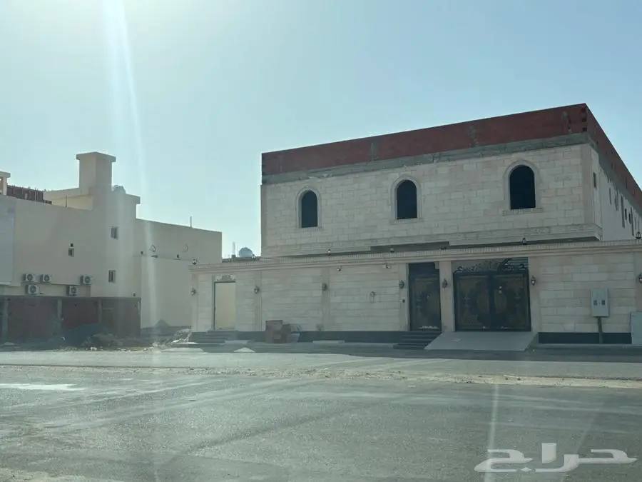 عمارة دورين بمخطط الرياض مساحتها 625م 2