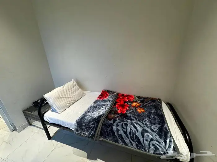 مطلوب غرفة سائق   سواق للإيجار بحي المروة 0