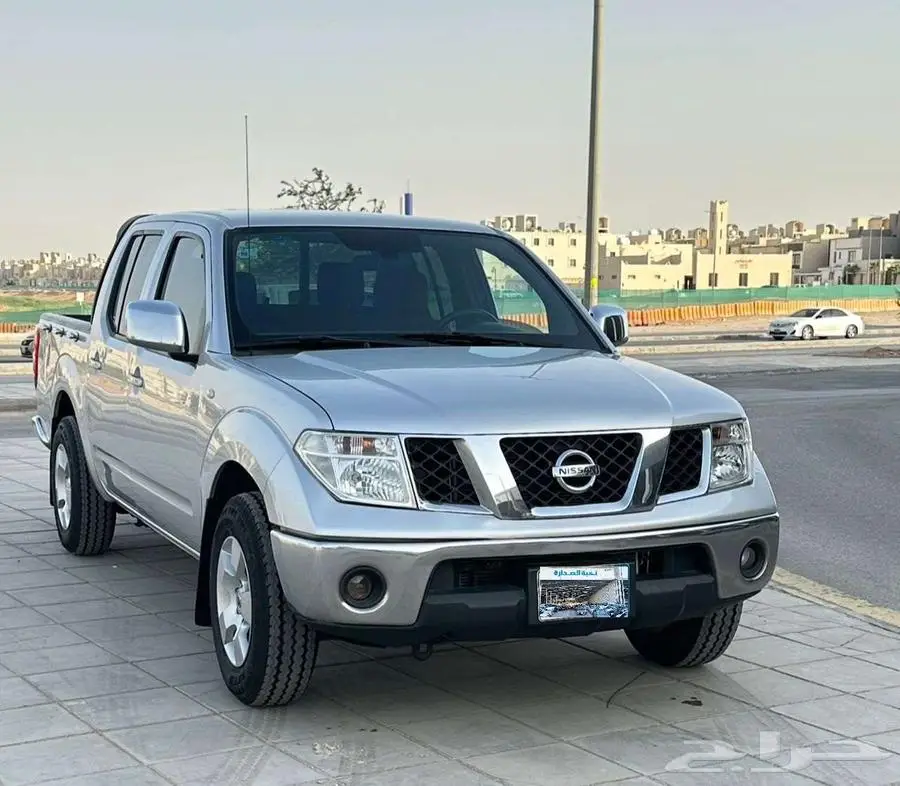 نيسان نافارا 2011 SE 2
