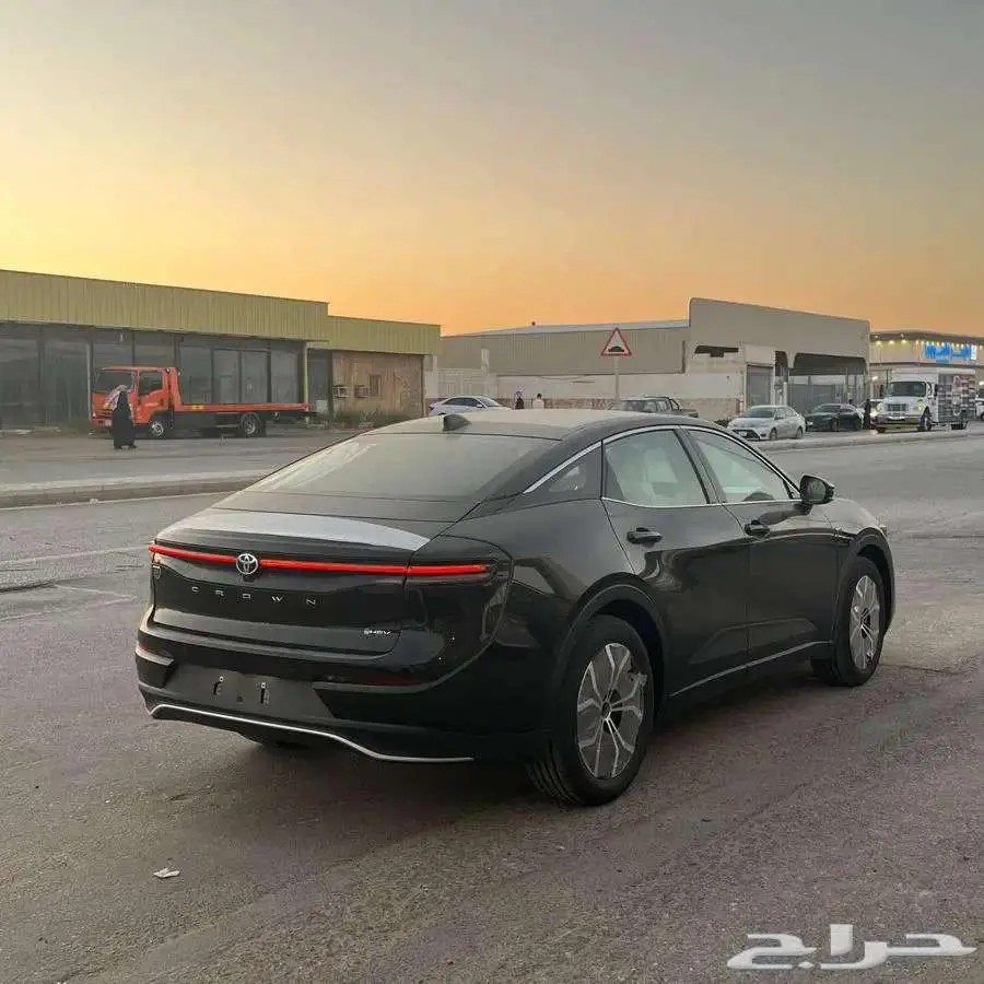 تويوتا كراون بريميوم 2025 - كاش و أقساط 0