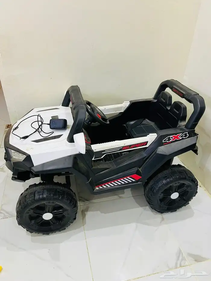 سيارة اطفال كهربائية 1