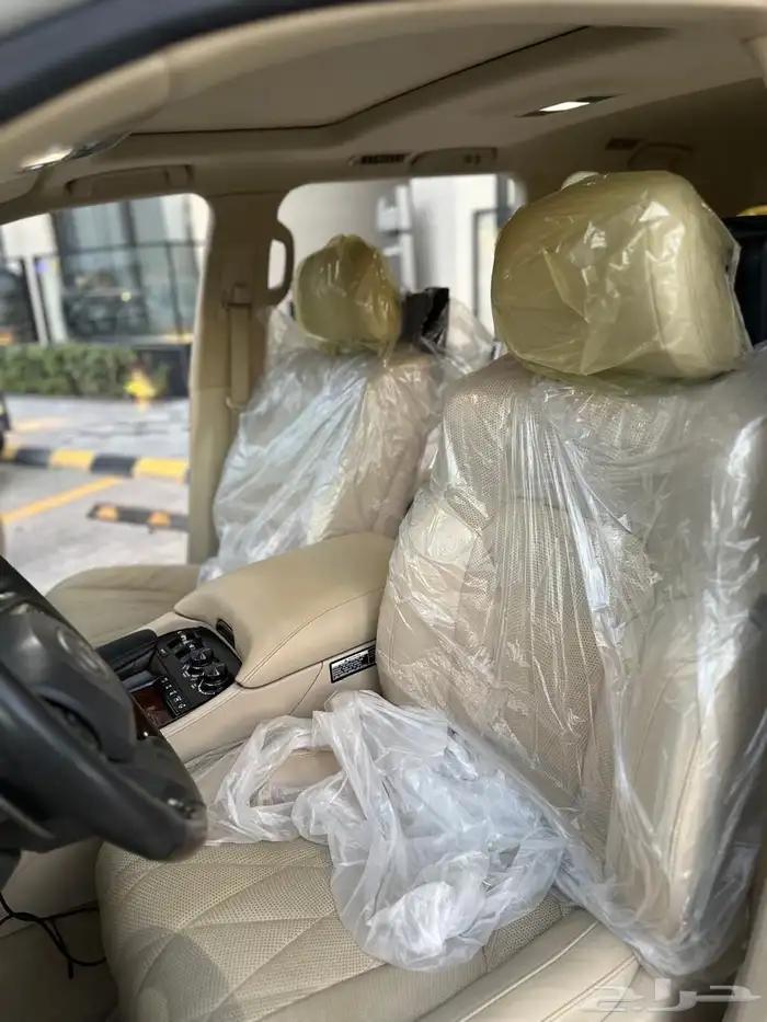 لكزس LX570 بلاك اديشن 2020 5