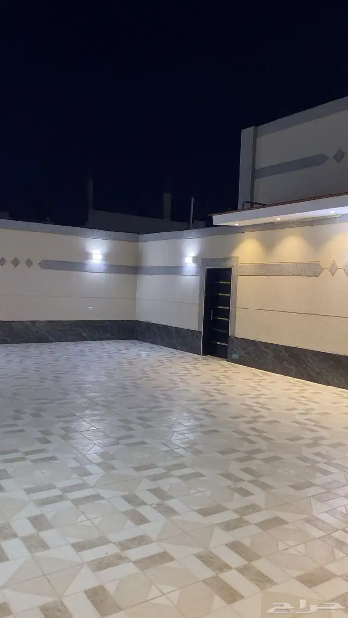 دور جاهز جديد للسكن في حي طيبه 4