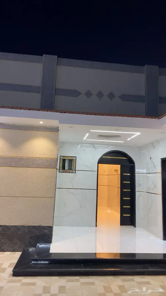 دور جاهز جديد للسكن في حي طيبه 8