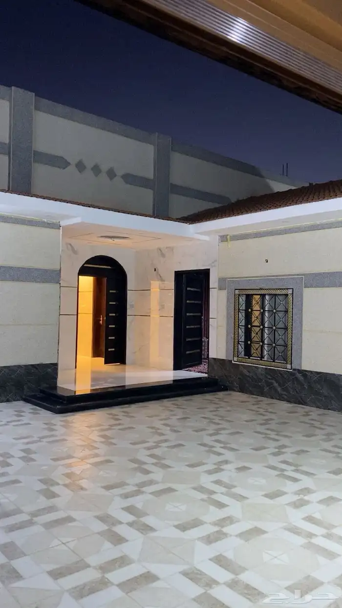دور جاهز جديد للسكن في حي طيبه 3