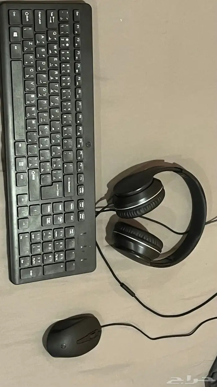 للبيع كمبيوتر بحاله ممتازه 0