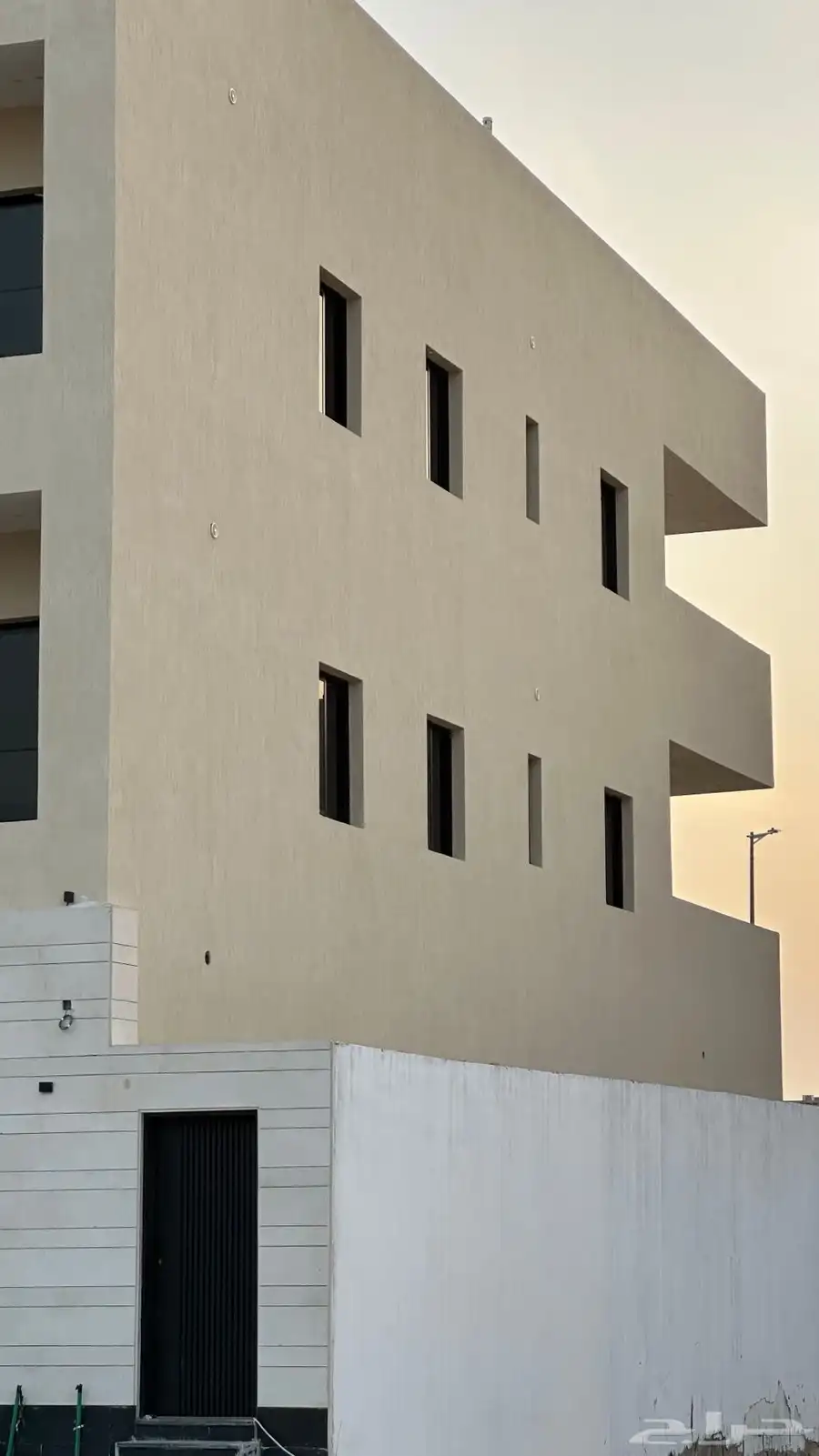 للبيع شقق تمليك في حي ظهرة لبن 5