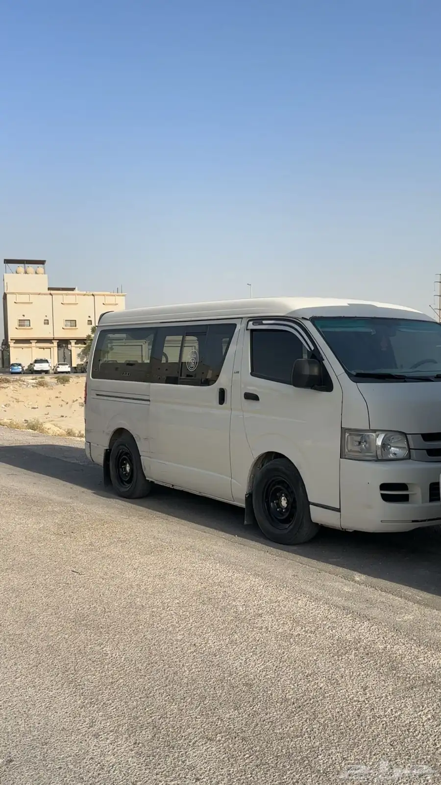 باص مرسيدس 12