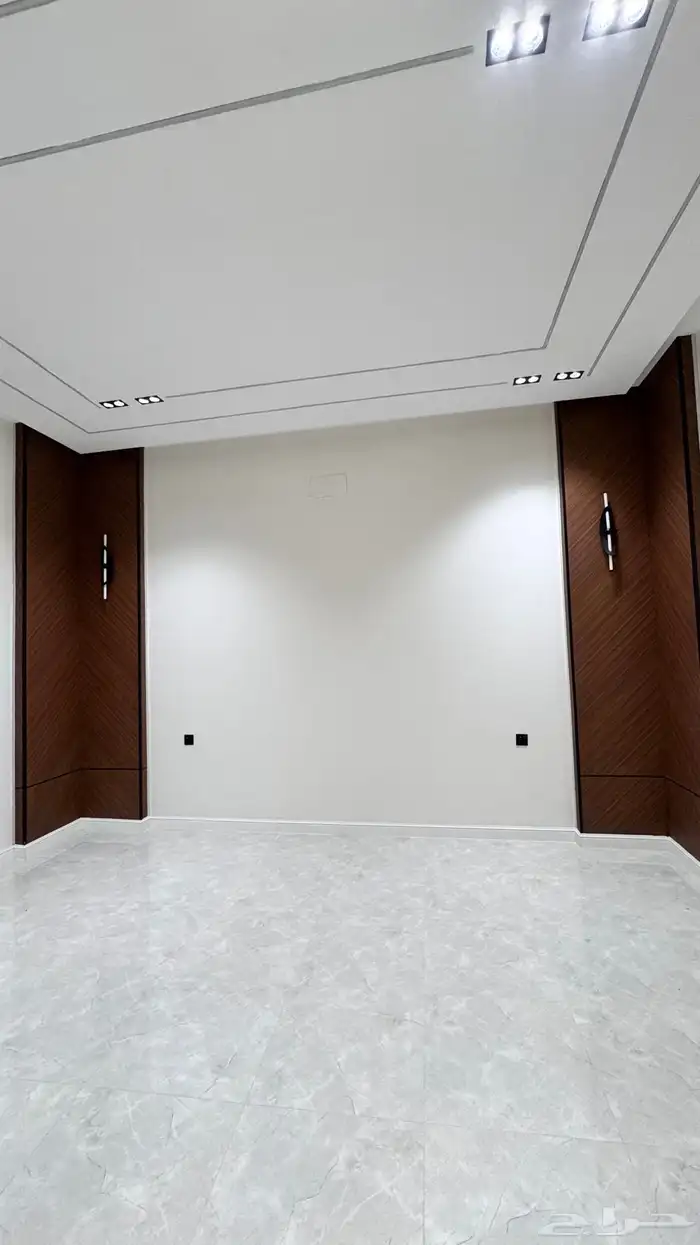 تملك شقق ارضي دره الموسى وسط الخدمات 11