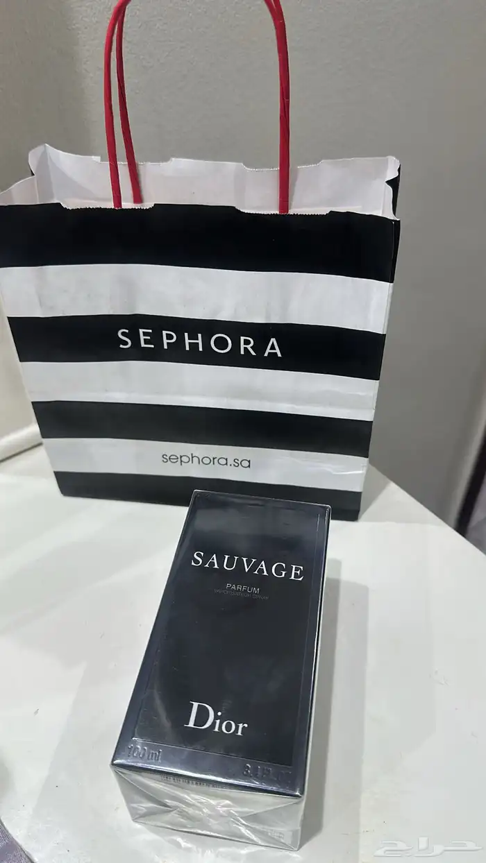 عطور رجالية و نسائية ماركة عدد محدود 2