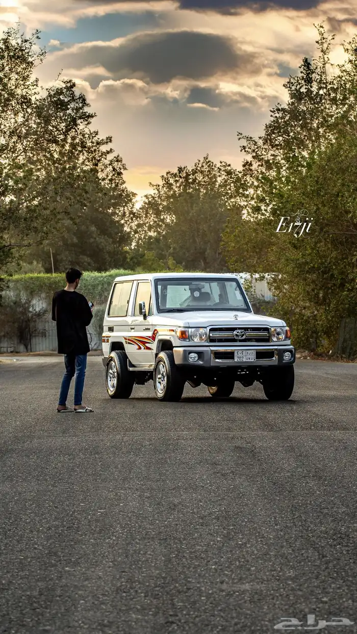 عدسة كاميرا للبيع EF 70-200mm الاحساء 12