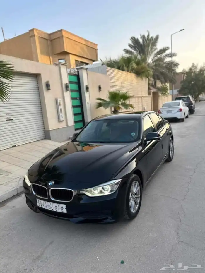 للبيع BMW الفئة الثالثة 318i موديل 2014 0