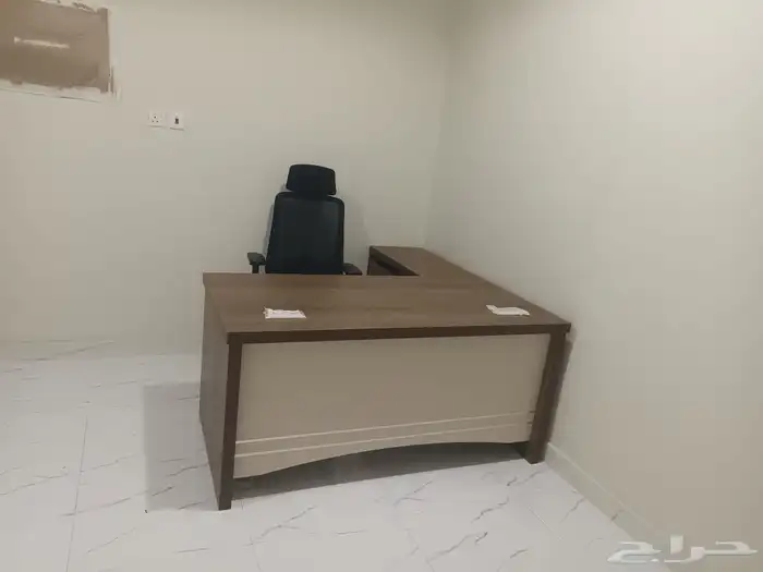 مكتب كلو اشكال موجوده   مقاسات 120 سم 140 سم 160 سم 180 سم 26