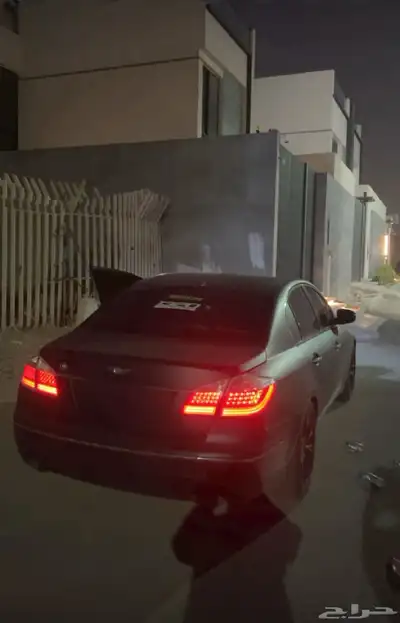 جينسس 3.8 2011 1