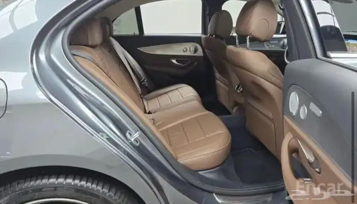 E300 AMG 2020 دفع رباعي 16