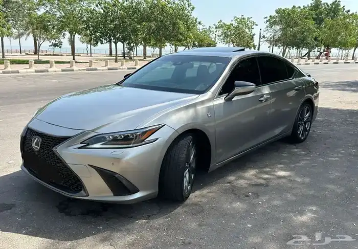 لكزس ES-Fsport فل اوبشن مواصفات خاصةباسمي من الوكالة 1