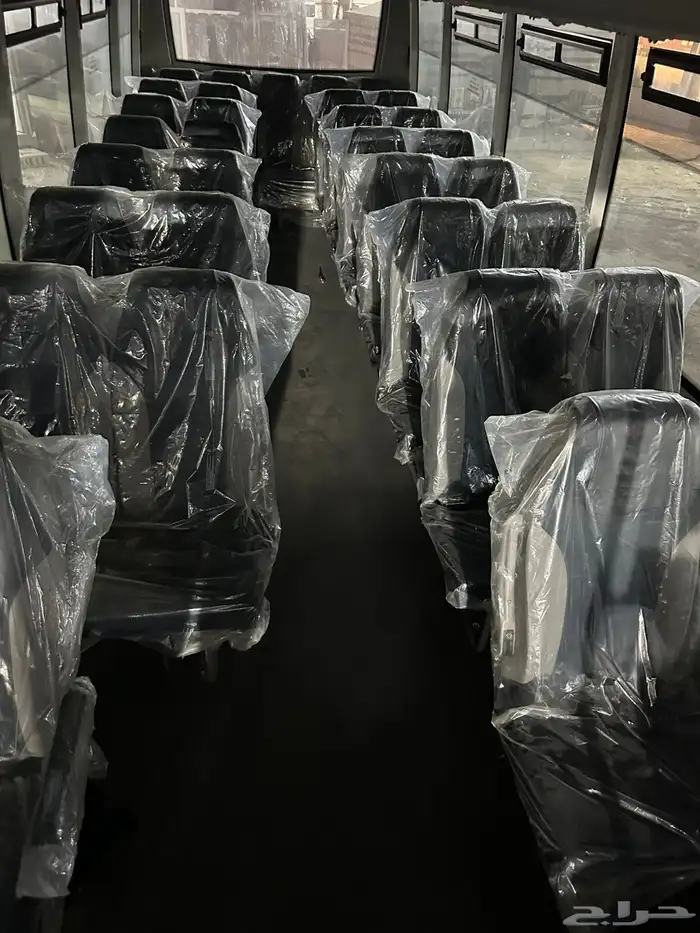bus and pickup for rent باصات للإيجار وبيك أب 7