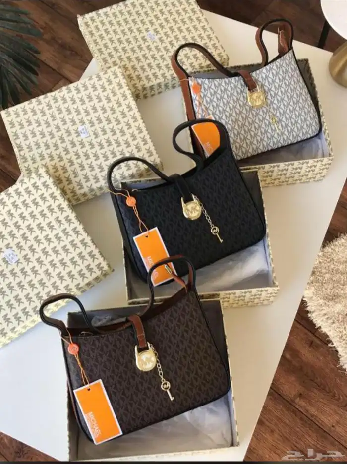 شنط نسائيه ماركات 6
