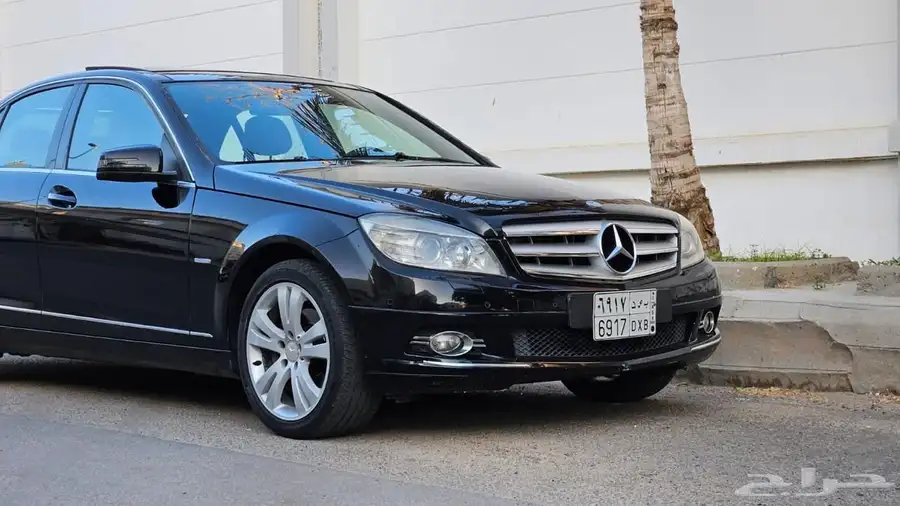 مرسيدس C200 فل كامل اربعه سلندر 10