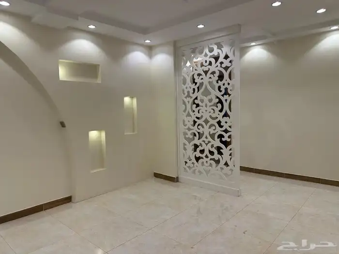 دور في عماره للبيع حي البوادي تبوك 20