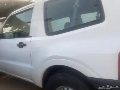 سلام عليكم يوجد عندي جيب باجيرو مديل2003 شرط نضيف 9