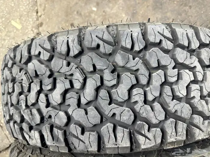 كفرات نص حجري ودواي مقاس 275 70 18 بزرعهاء 24