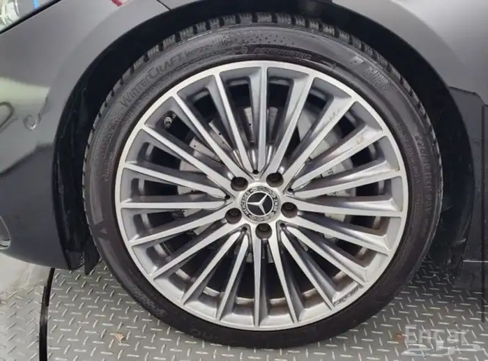 C300 AMG 2023تم البيع تم البيع 4