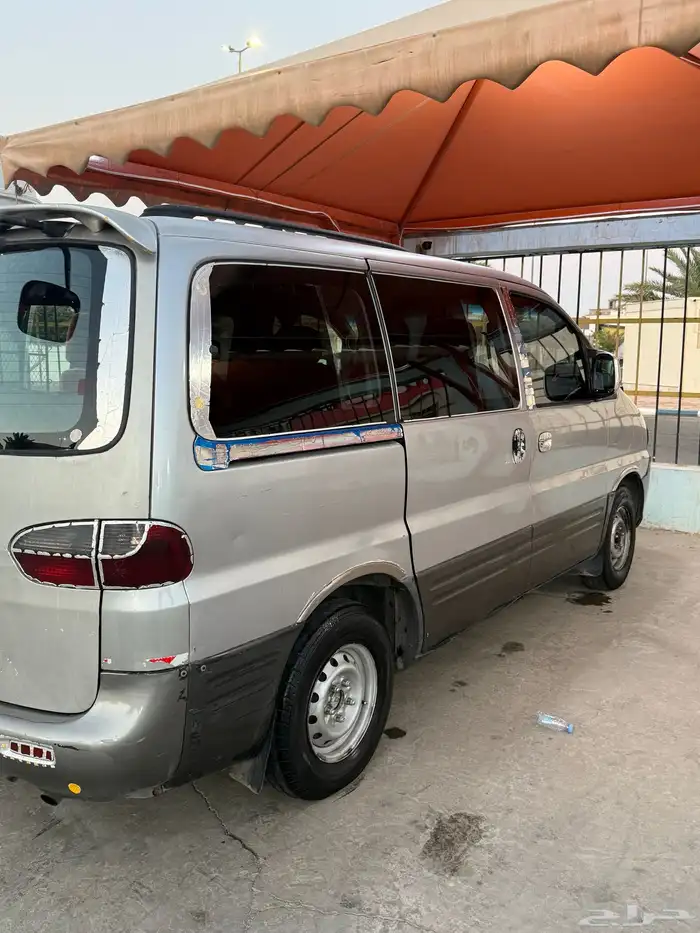 باص هونداي H1 1