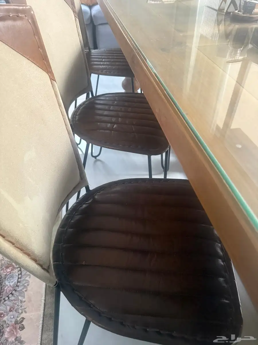 طاولة طعام سفره 4