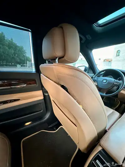 BMW 740 2013 ممشى قليل 22