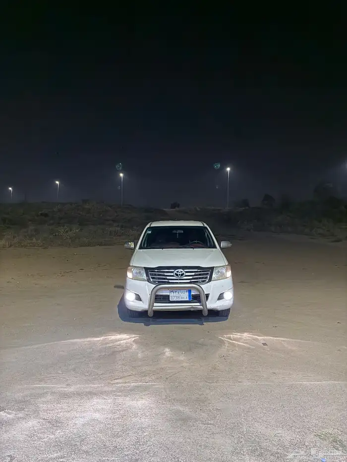 هايلكس نضيفه2012 2