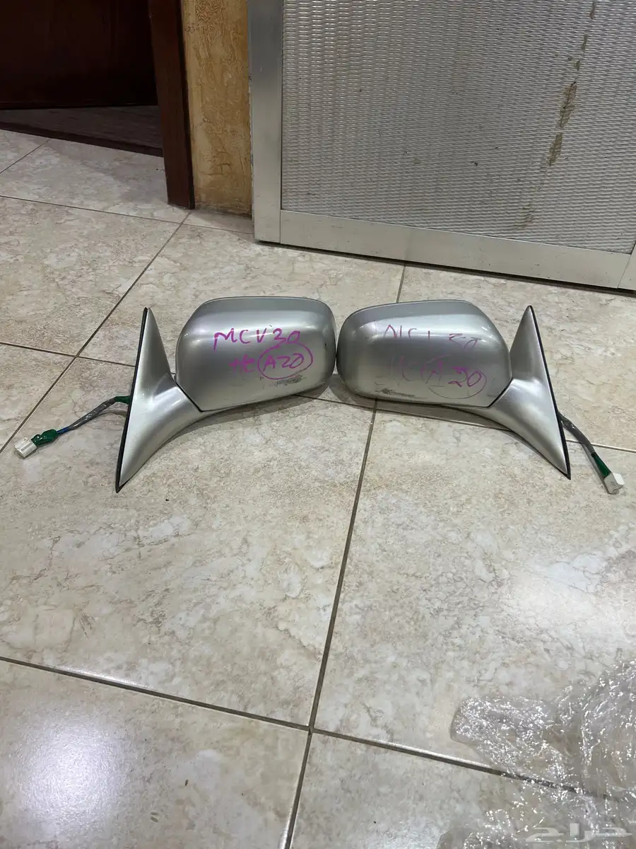 قط ع غيار لكزس Es300 من 2002 الى 2006 2
