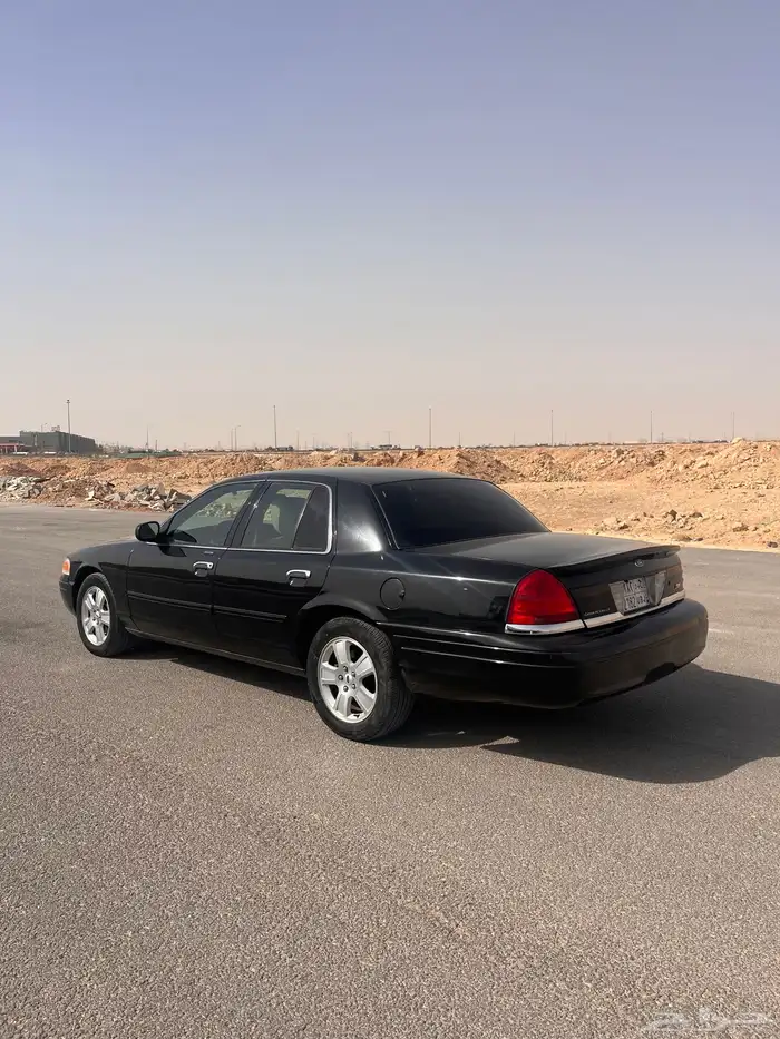 فورد فكتوريا 2011 5