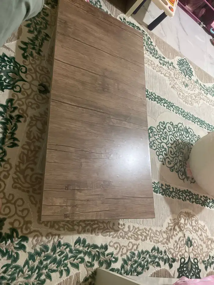 طاولة بيت كبيرة وممتاز 0