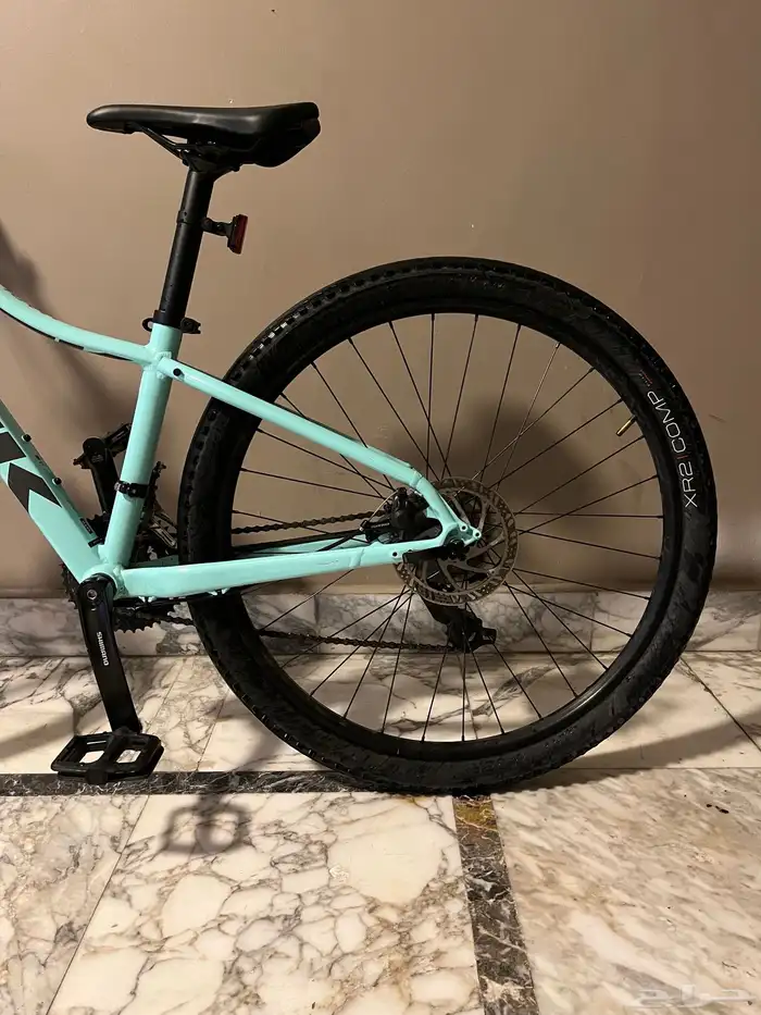 Trek Marlin 4 Mountain Bike (Mint Condition) 3